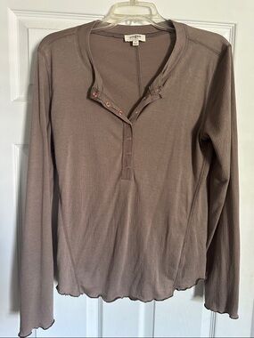 Umgee Long Sleeve Henley Top in Taupe